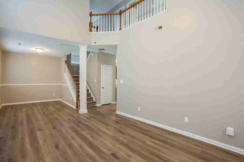 9105 Eaker Ct - Photo 7 of 17