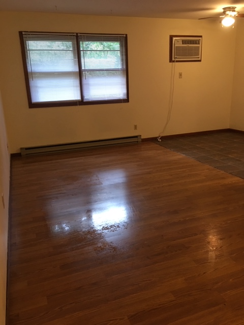 134 Flintridge Dr - Photo 3 of 8