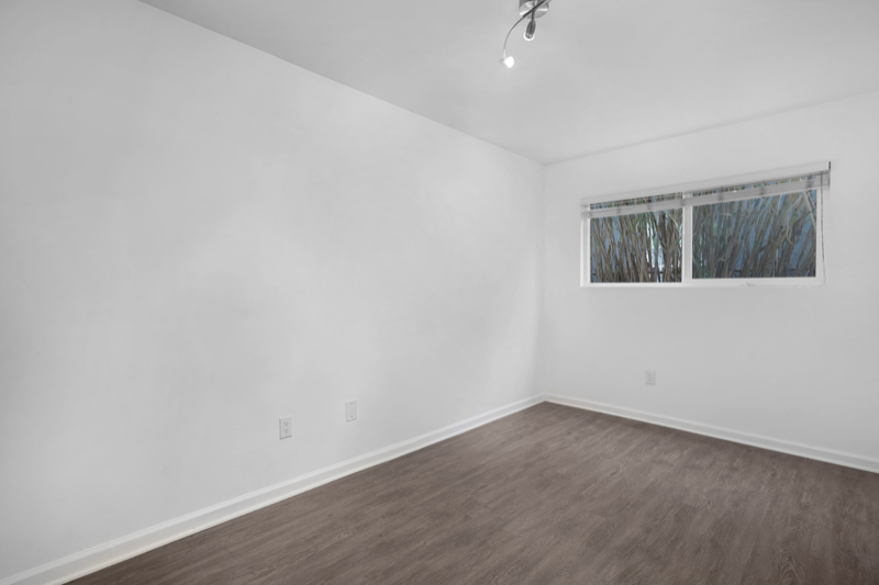 510 San Juan Ave - Photo 4 of 19