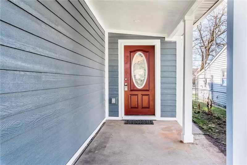 243 Terrace Ave - Photo 2 of 18