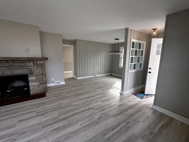 7719 Crestline Rd - Photo 5 of 28