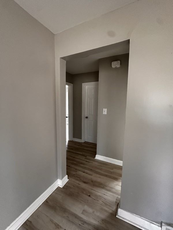 7719 Crestline Rd - Photo 7 of 28