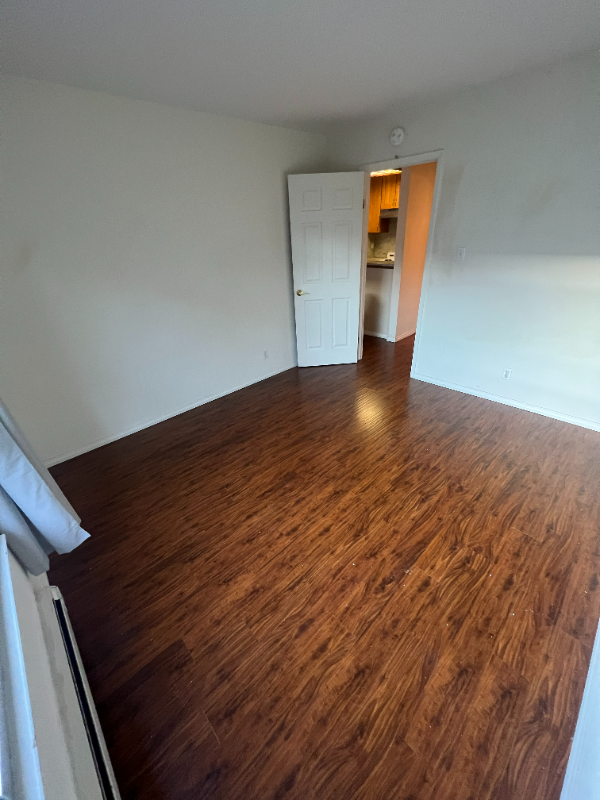 213 Boardwalk Ave #G - Photo 5 of 15