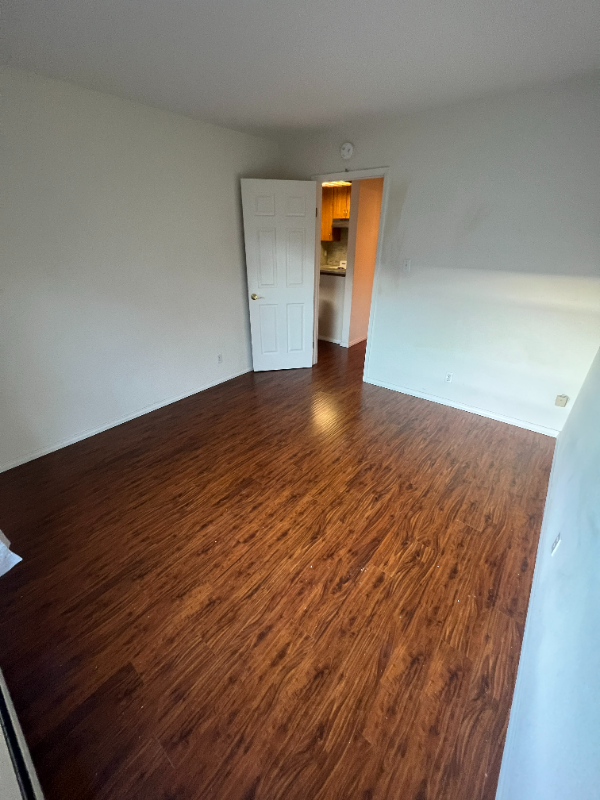 213 Boardwalk Ave #G - Photo 6 of 15