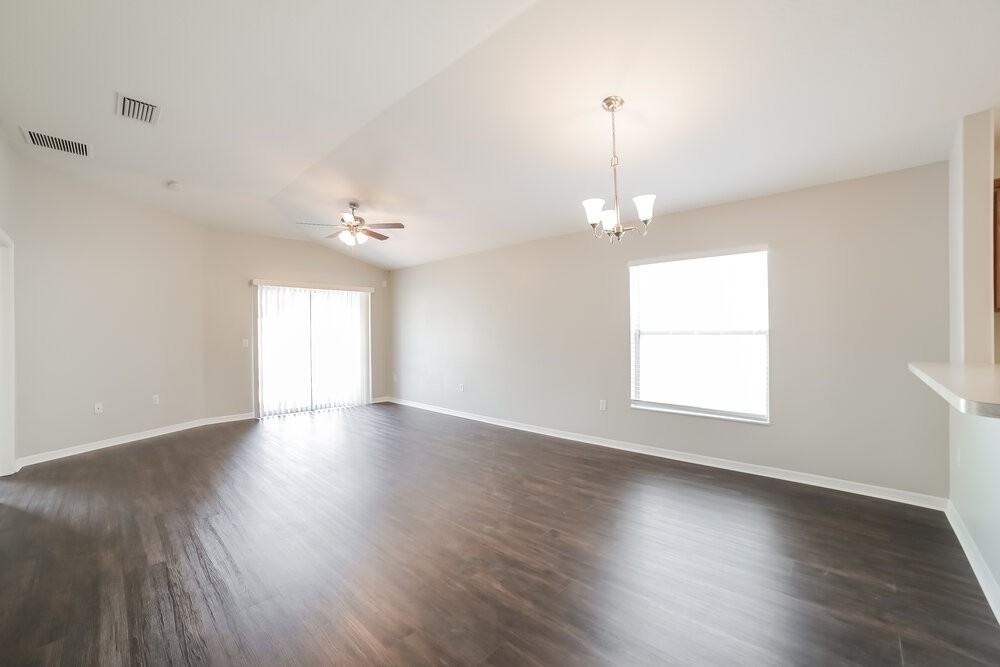 7329 Lumber Port Dr - Photo 5 of 16