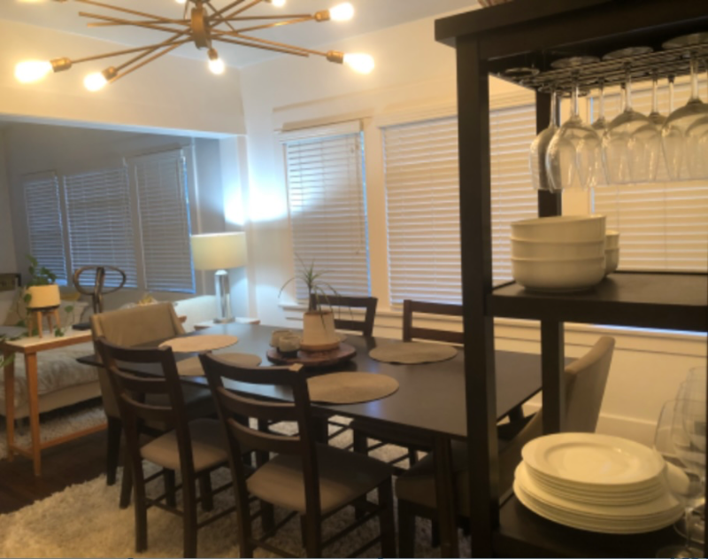 867 W 9th St - Photo 4 of 9