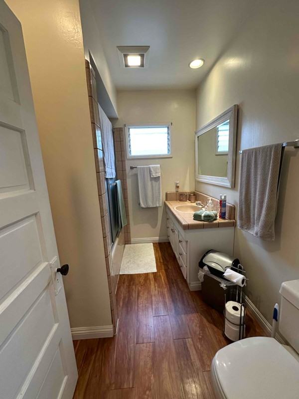 867 W 9th St - Photo 5 of 9