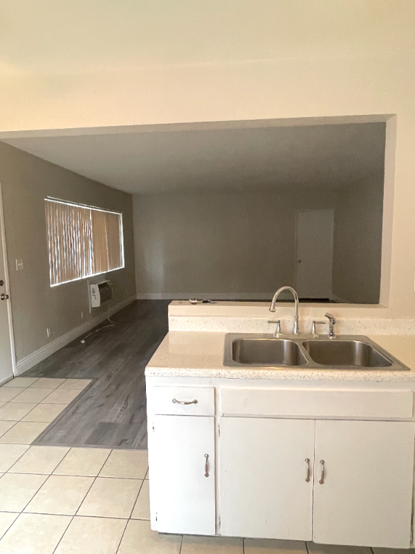 562 Silverwood Ave #B - Photo 5 of 20