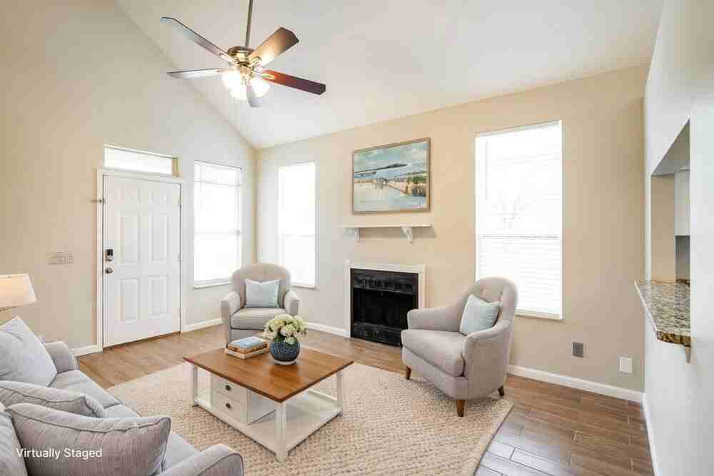 301 Hunters Chase Dr - Photo 5 of 20