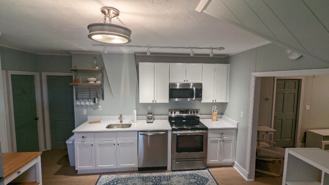 206 Bay View Ave #3C - Photo 1 of 1