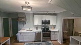 206 Bay View Ave #3D - Photo 1 of 1