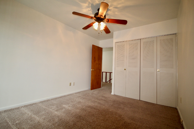 705 S 16th Ave - Photo 6 of 13