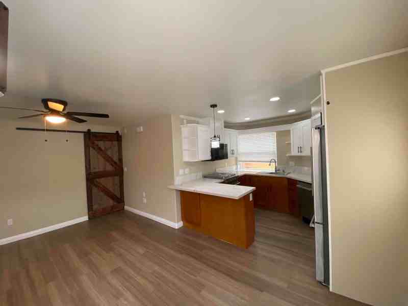 1044 Circle Dr #C - Photo 4 of 14