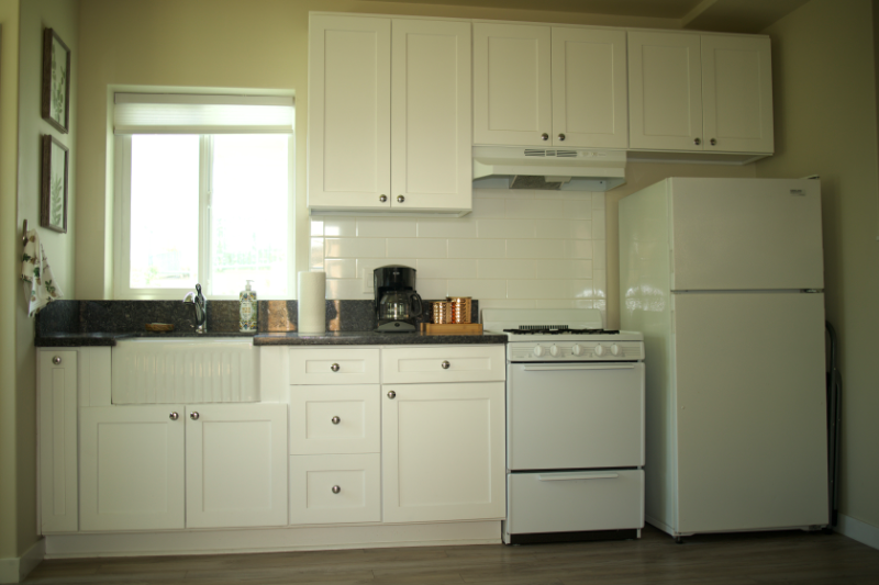 1551 Monmouth Dr - Photo 3 of 12