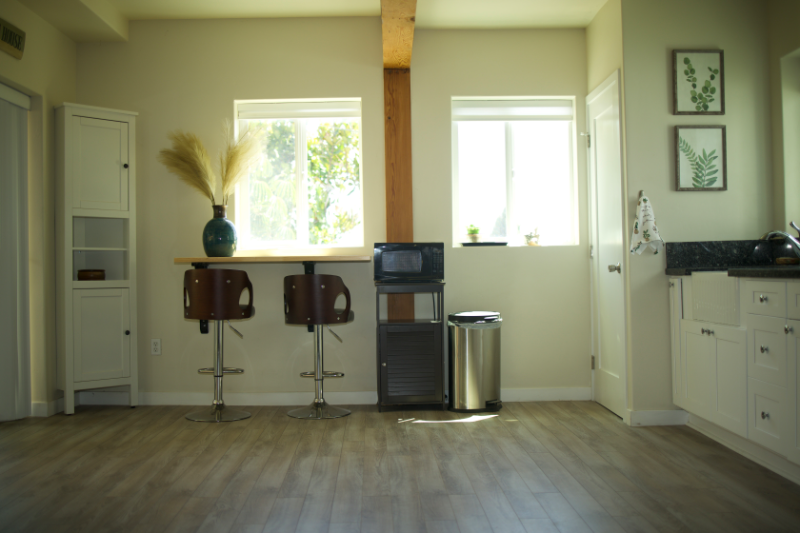 1551 Monmouth Dr - Photo 5 of 12