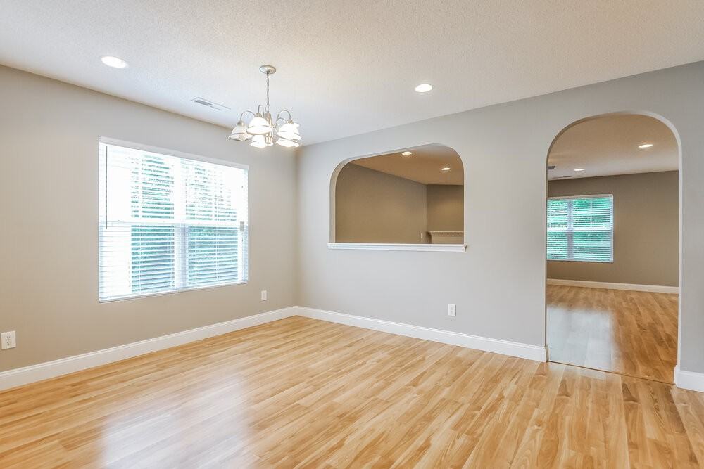 2252 Ballston Pl - Photo 4 of 15