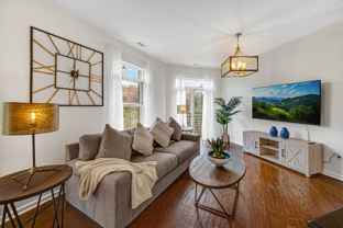 1407 S Halsted St #2B - Photo 1 of 1