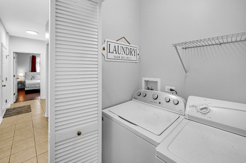 1407 S Halsted St #2B - Photo 2 of 32