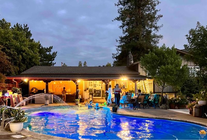 5001 Whitney Ave - Photo 2 of 11