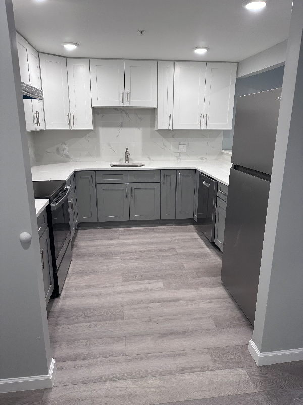 140 S Easton Rd #204 - Photo 2 of 12