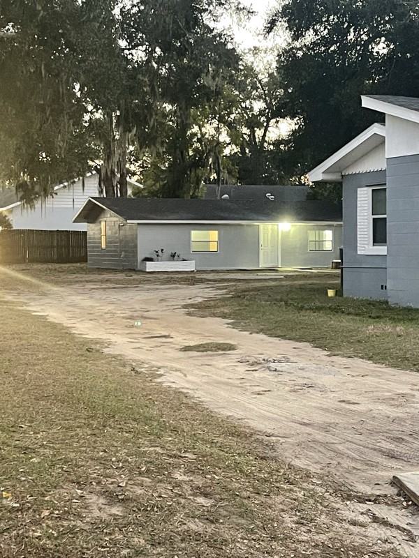 1335 E Bay St #B - Photo 2 of 19