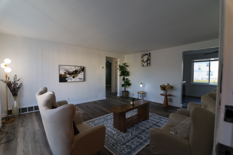 1039 Salem Ave #3 - Photo 2 of 16