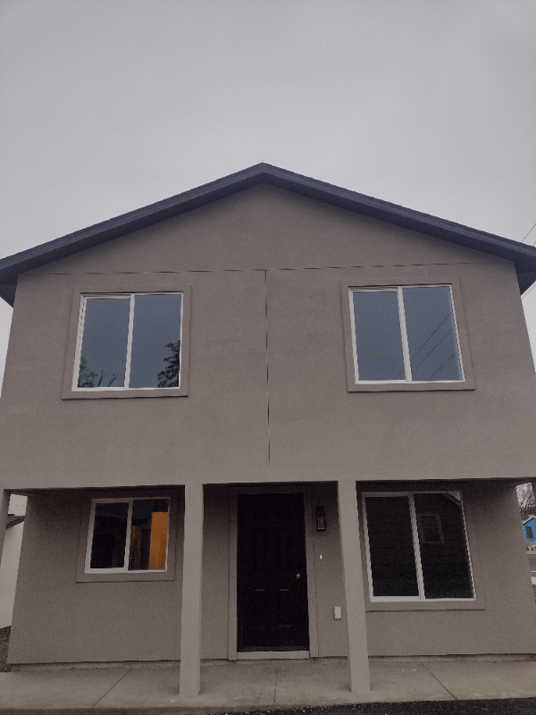 107 Donald St - Photo 2 of 8