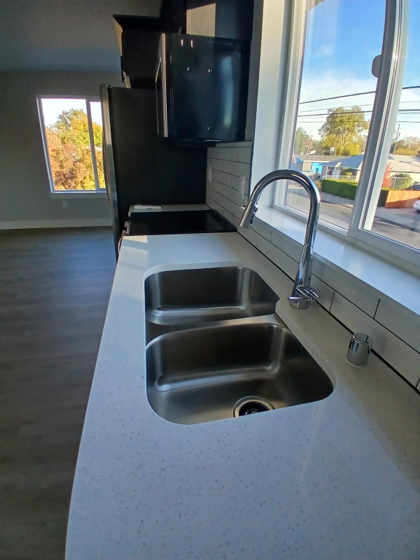 107 Donald St - Photo 6 of 8