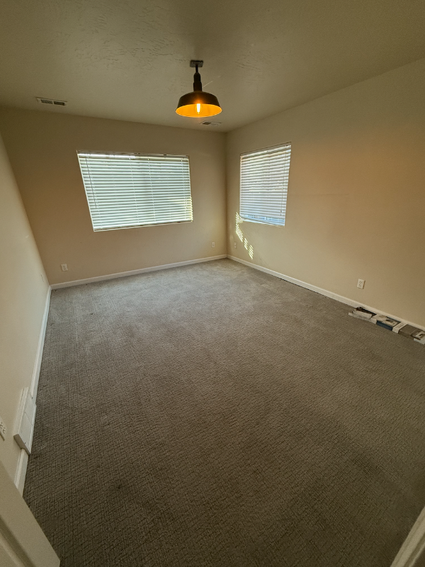 578 Lind Ave - Photo 4 of 19