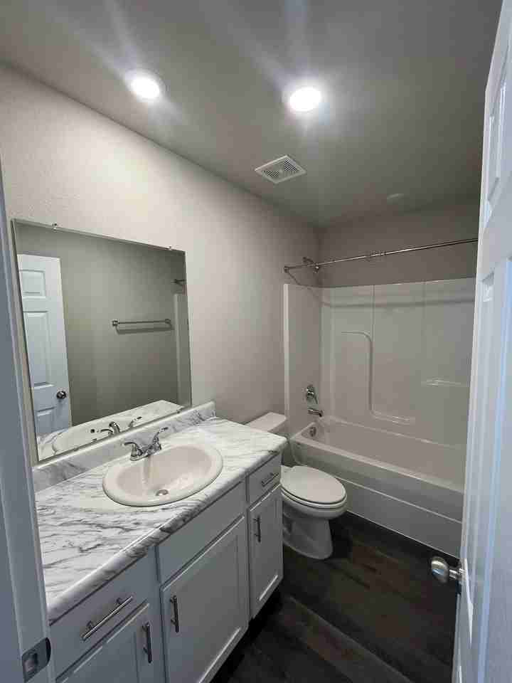 1039 S Nighthawk Ln - Photo 7 of 21