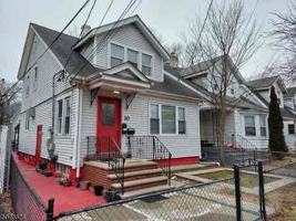 featured image of 10 Maolis Ave #FL1
