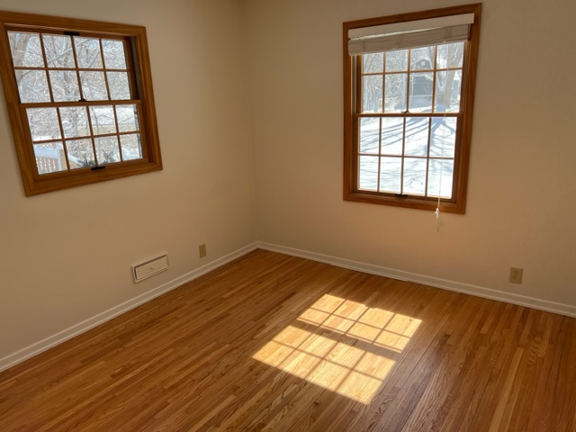 5617 W 68th St - Photo 6 of 20