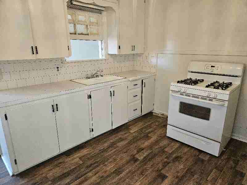 4703 E Latimer Pl - Photo 5 of 8