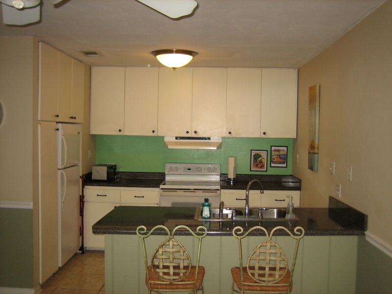 134 W Satsuma Ave - Photo 3 of 19