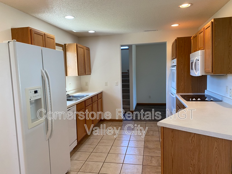 508 10Th St Ave Se #1 - Photo 7 of 19