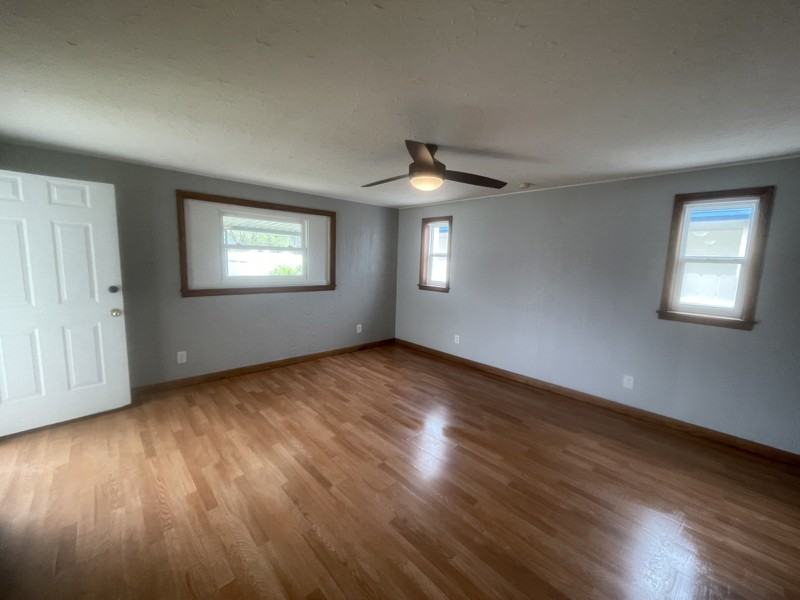 205 Locust St #3 - Photo 3 of 5