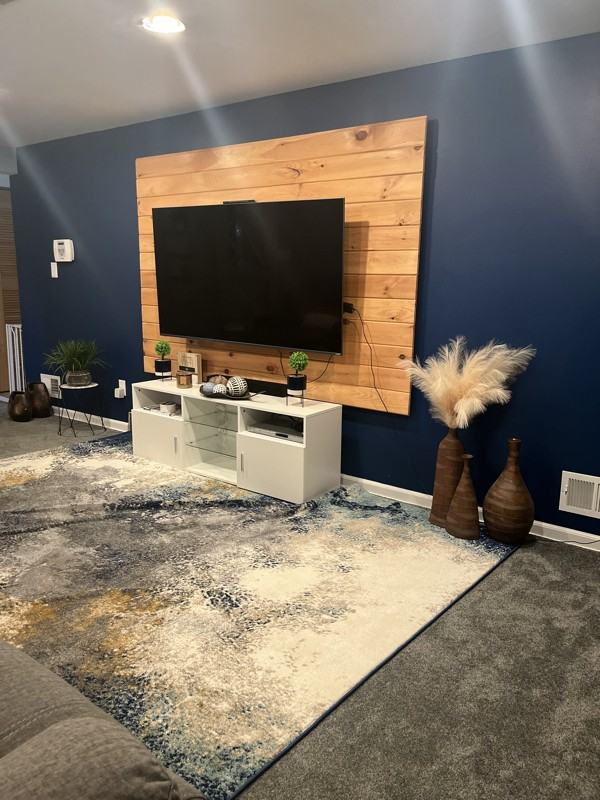 4755 Esterbrook Rd #2 - Photo 4 of 19