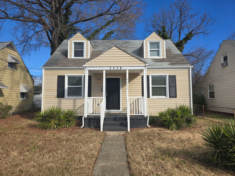 1112 E 16th St - Photo 2 of 17