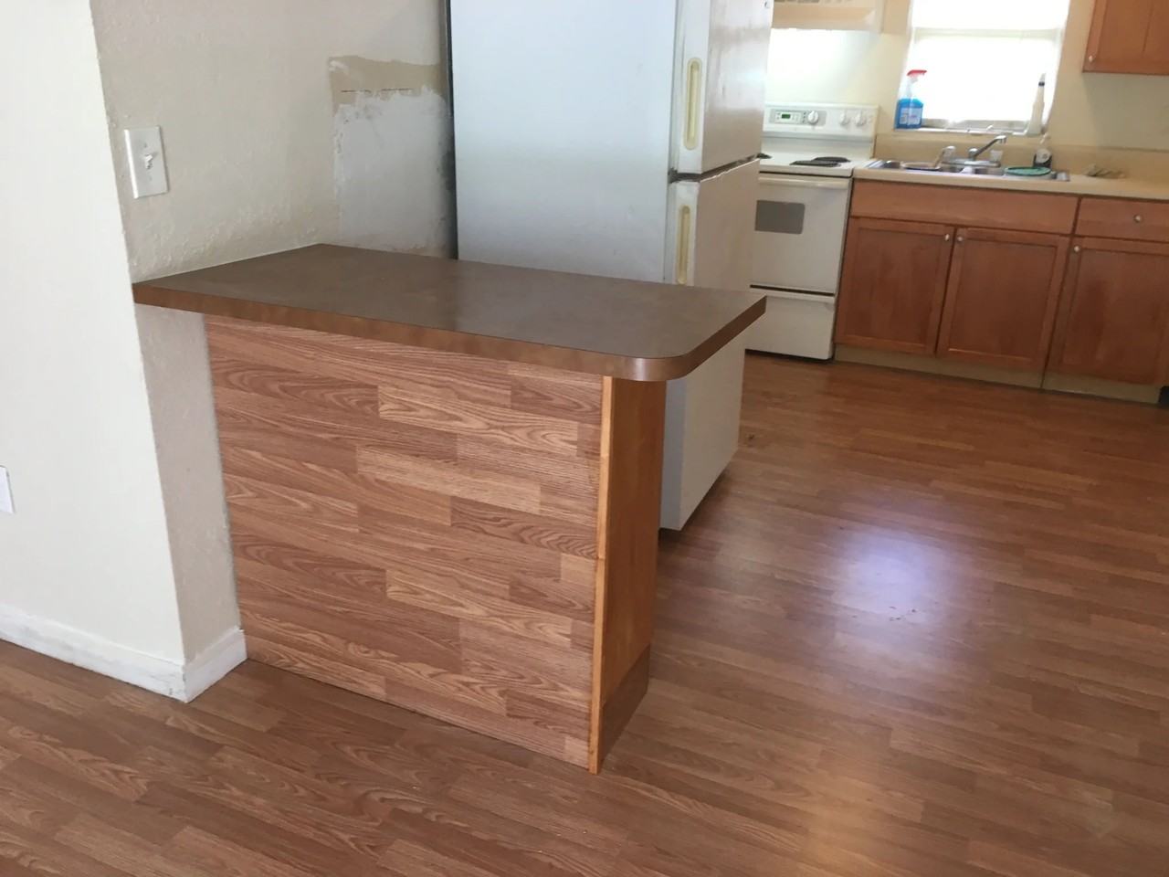 917 Nw 11th St #917B - Photo 3 of 10