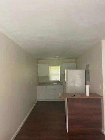 917 Nw 11th St #917B - Photo 6 of 10