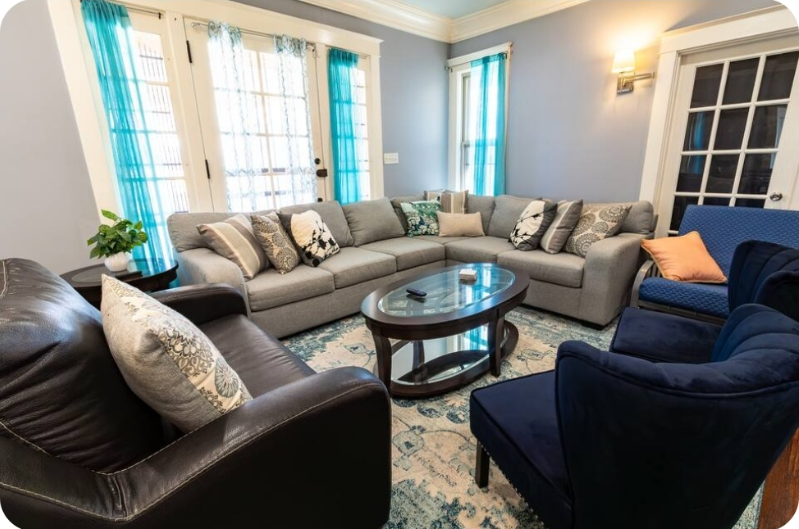 431 N Holmes St - Photo 3 of 20