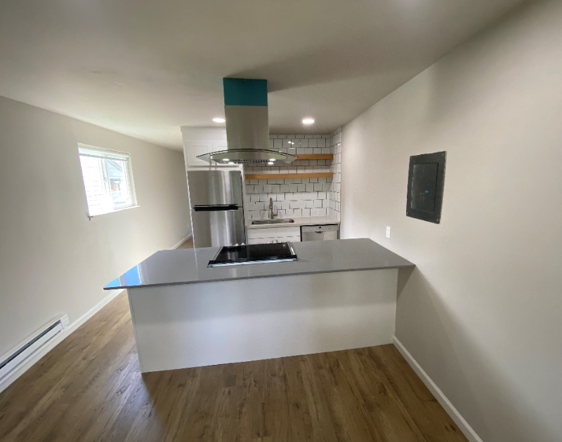 14330 Stone Ave N - Photo 6 of 11