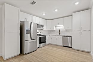 3215 W Swann Ave #13 - Photo 1 of 1