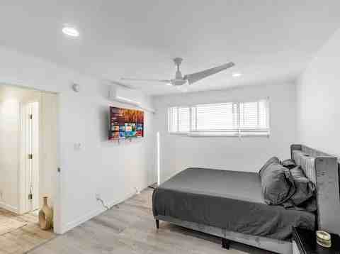 10614 Eastborne Ave #203 - Photo 7 of 18