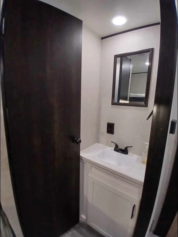 4800 12th Ave S - Photo 7 of 9