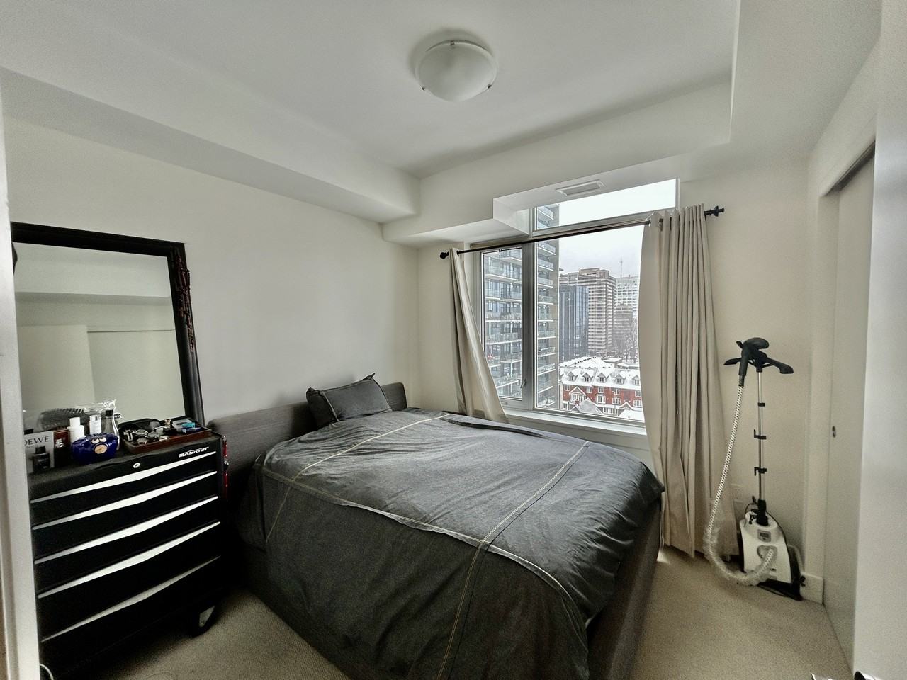 255 Bay Street #910 - Photo 2 of 21