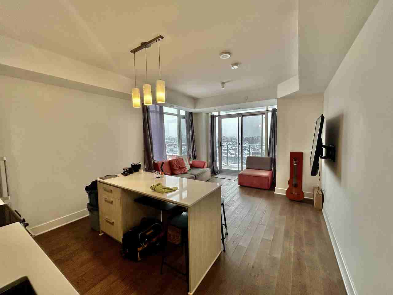 255 Bay Street #910 - Photo 3 of 21