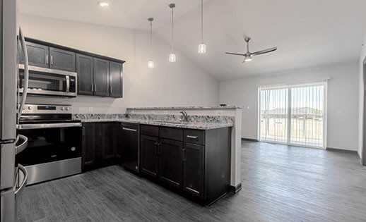 1330 E Minnesota St #303 - Photo 7 of 9