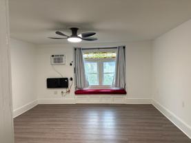 167 Main St #B - Photo 1 of 1