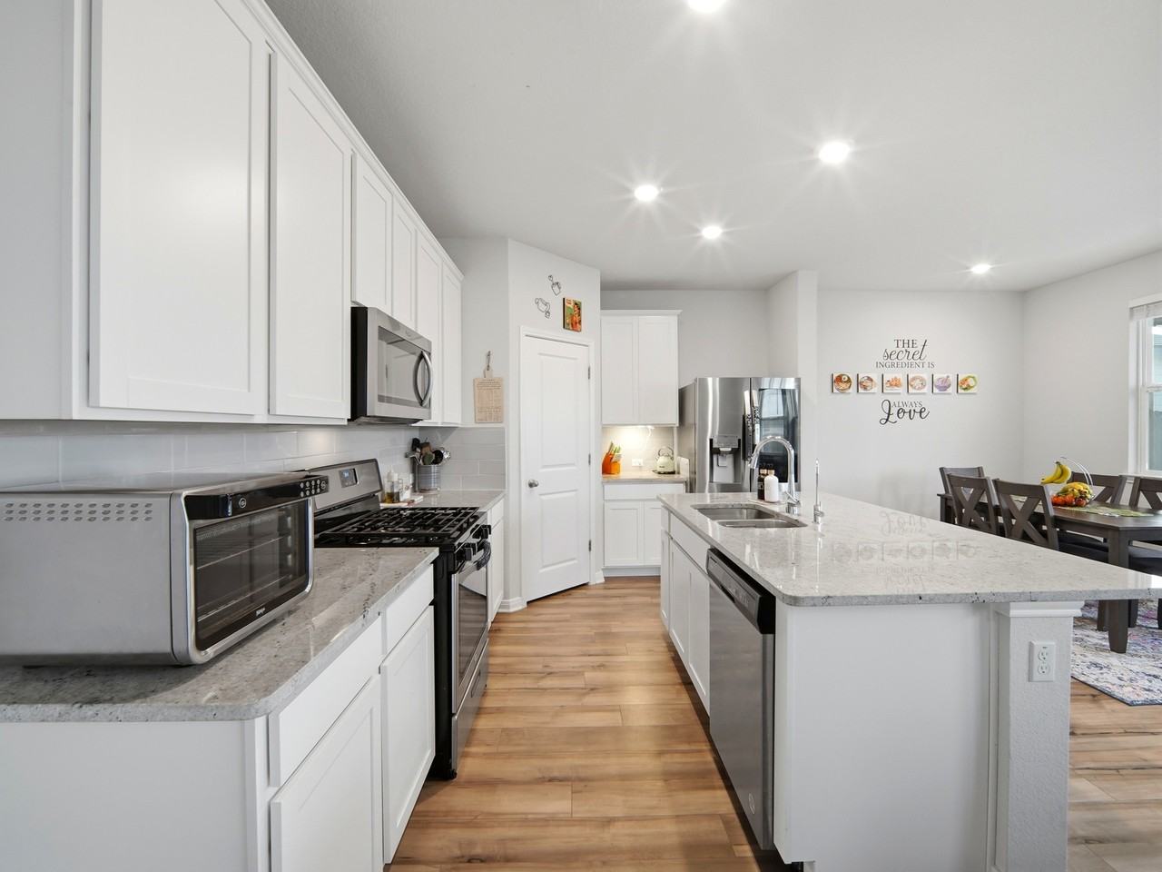 135 Mason Hill Ln #NA - Photo 3 of 35